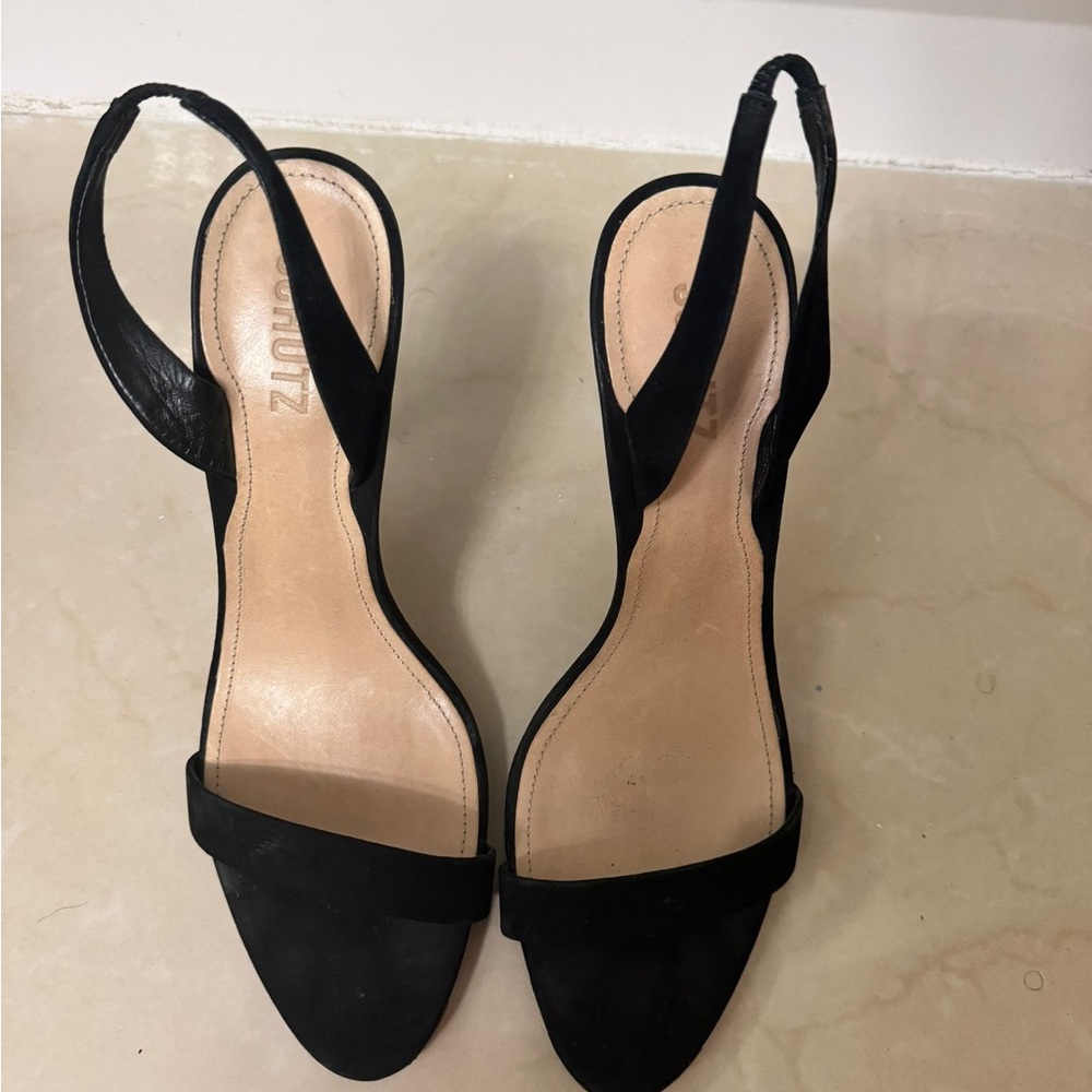Black heels size 10